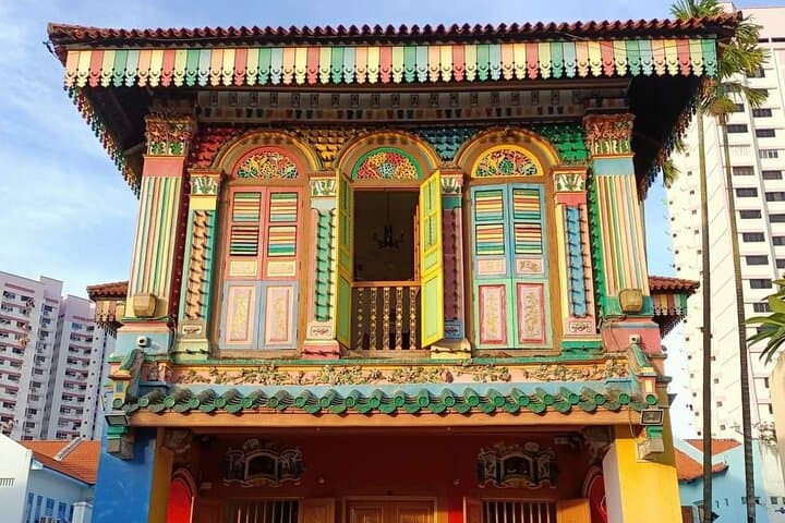 5 hours Little India, Kampong Glam, Chinatown with 9 Food Tasting